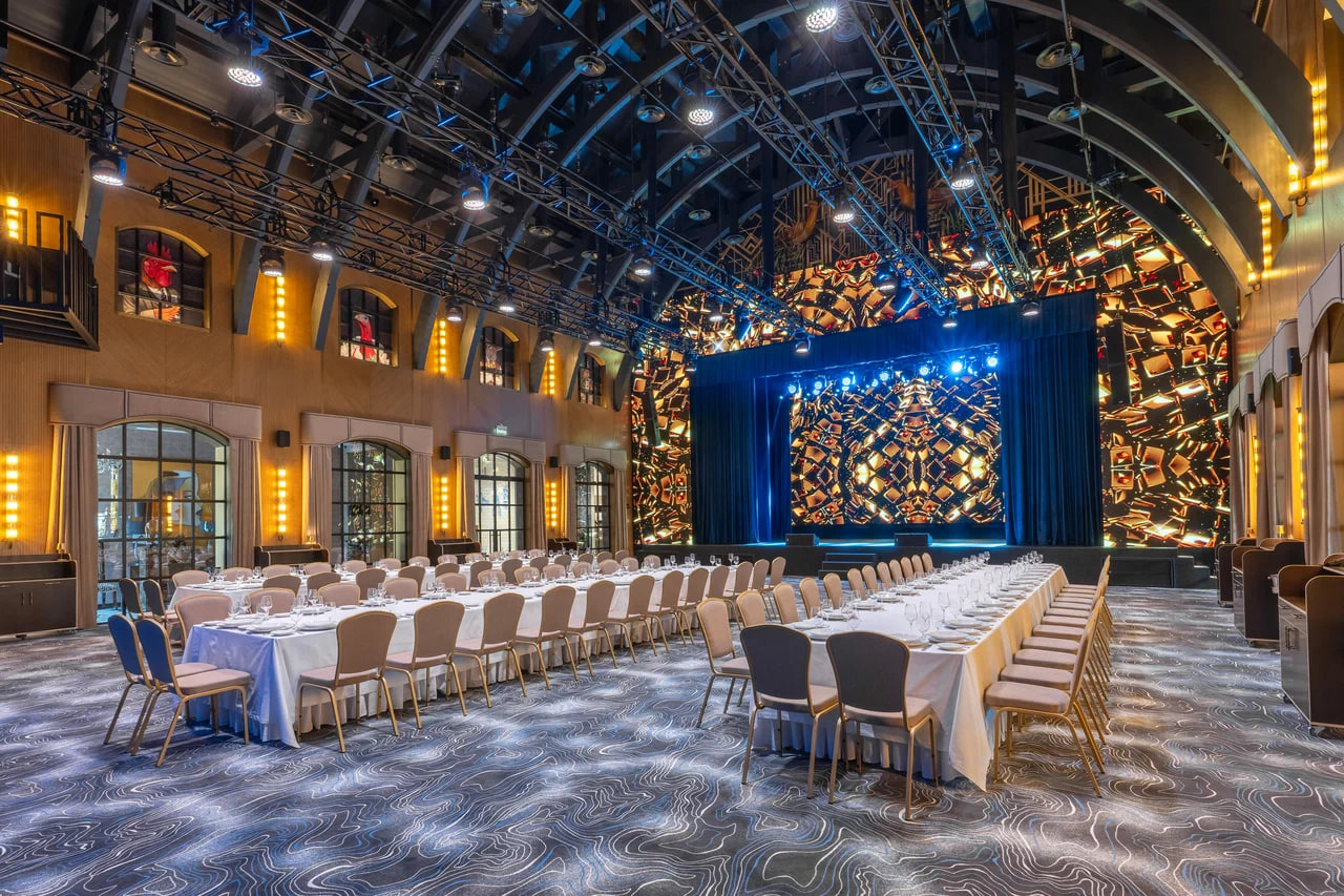 Amazing Hall