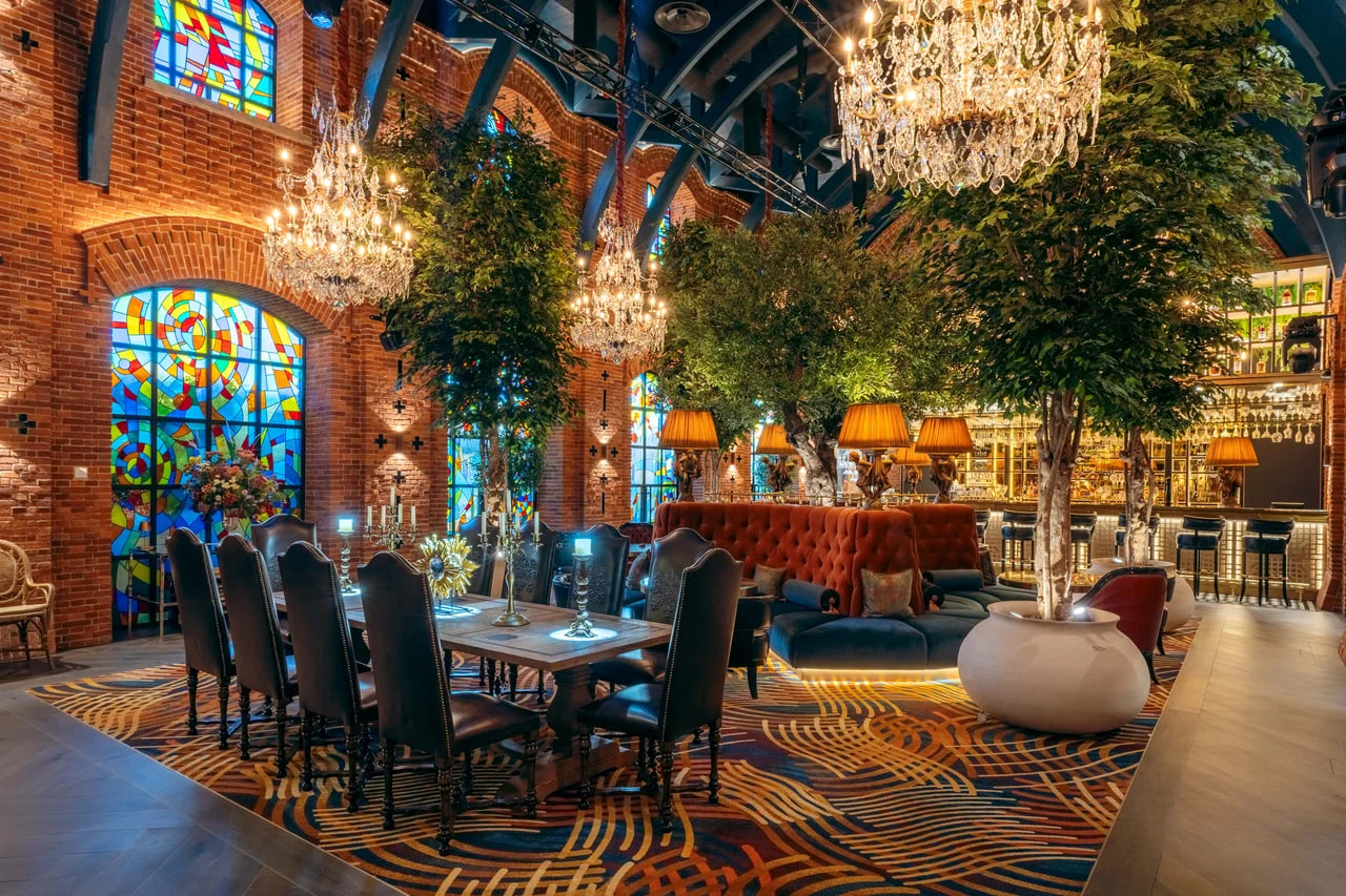 Amazing Hall