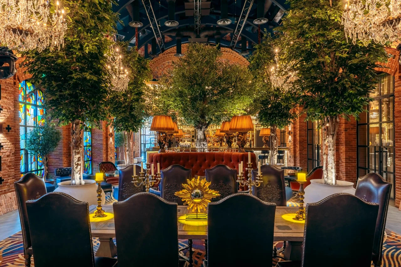 Amazing Hall